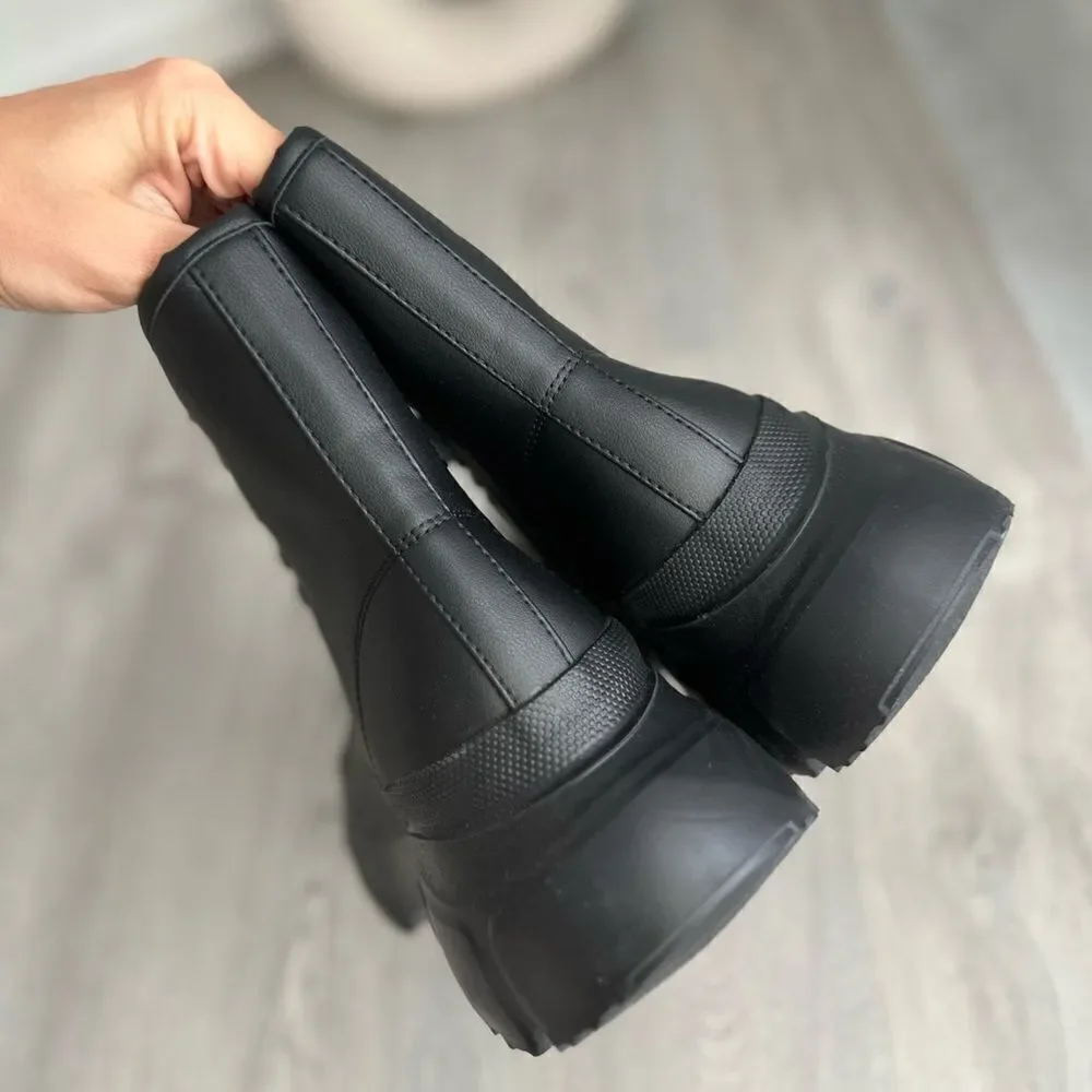 Zara Threaded High-Top Sneakers Boots New